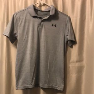 Under Armour short sleeved silver loose shirt